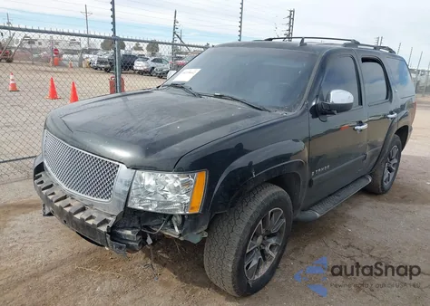 2008 Chevrolet Tahoe Lt z USA, uszkodzony, nr VIN 1GNFC13038R123700